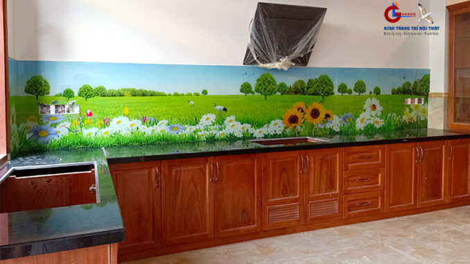 Ố BẾP 3D - CÁNH ĐỒNG HOA CÚC Ốp bếp kính 3D