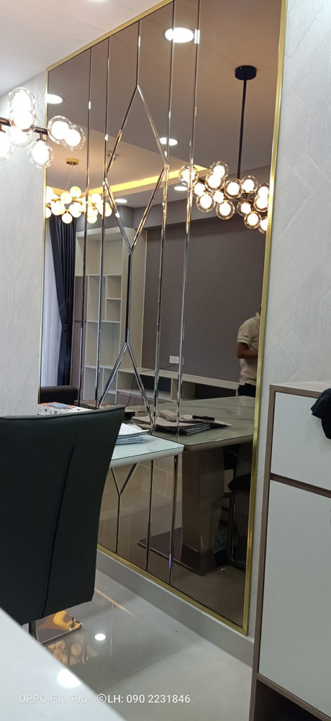 Gương trang trí
