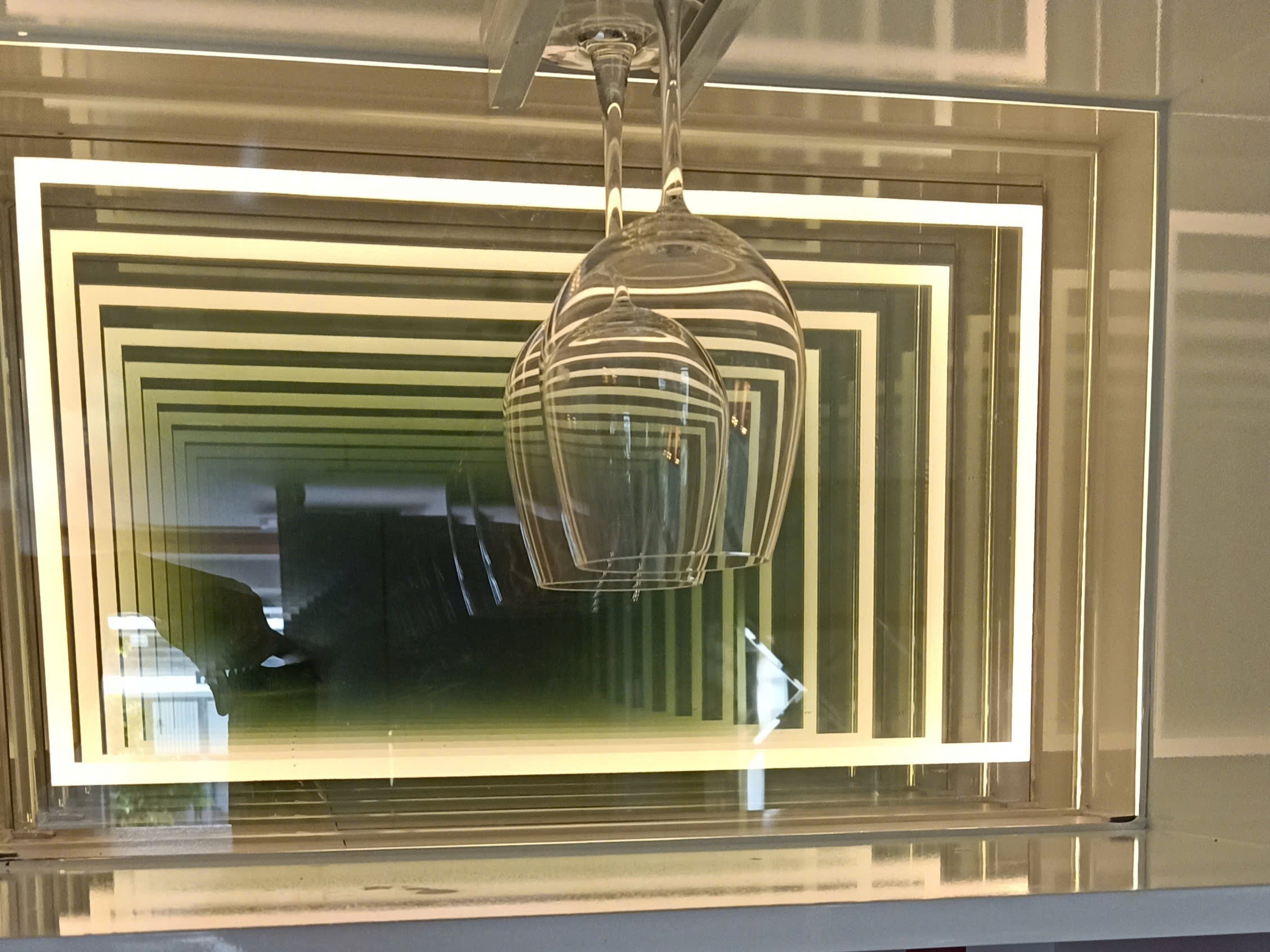 gương vô cực led trang trí nội thất